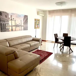  Apartment Donatello Italy